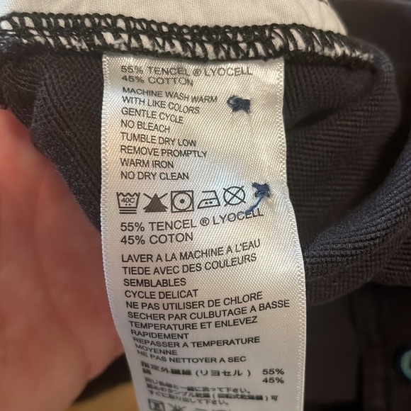 Tommy Bahama Relax shorts - Picture 4 of 4